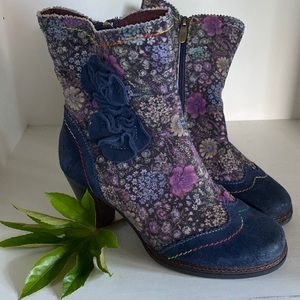 L’Artiste blue and purple leather size 37 boots